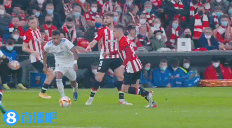 意甲战报：佛罗伦萨遭逆转1-3不敌萨索洛，连续14轮不胜