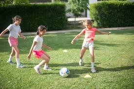 扑克高手从不拼命（扑克高手不靠拼命取胜）