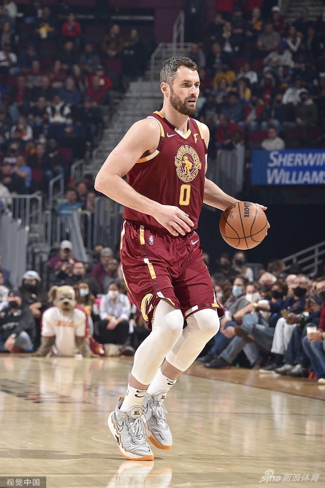 他的未来充 他的未来充