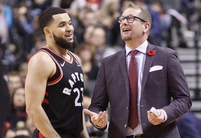 他在欧洲联 他在欧洲联